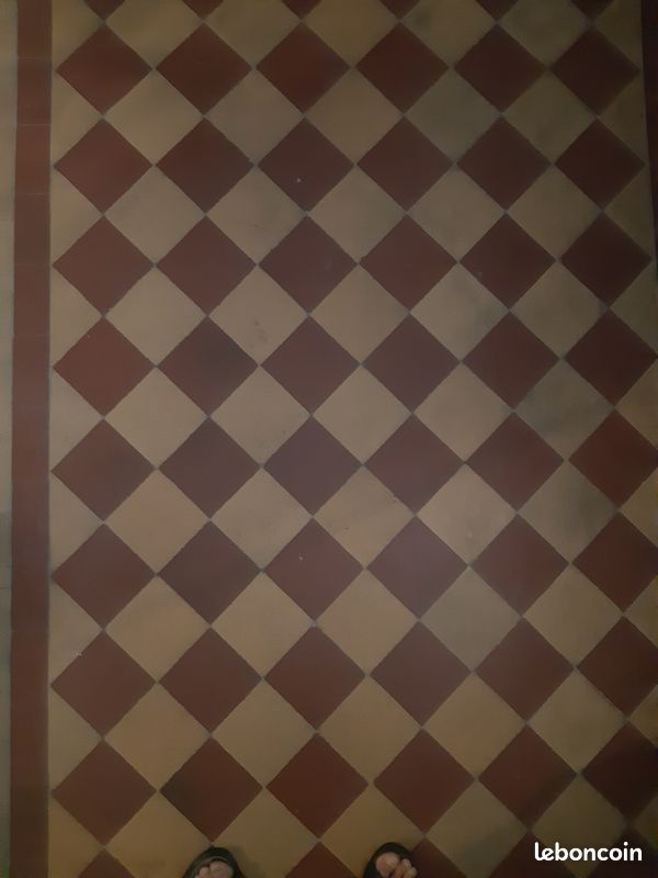 Carreaux grès-cérame en 2 couleurs 15x15 cm - 20 m² - Fabriqués à Paray-le-Monial entre 1871 et 1921 (image 2)