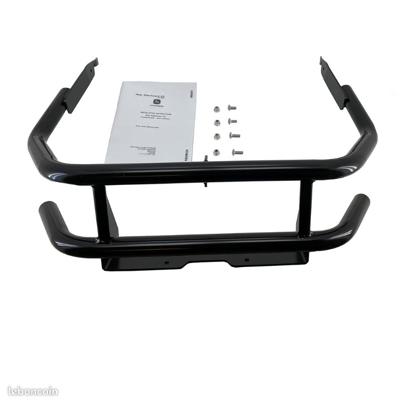 Pare choc / bumper arrière tondeuse John Deere Z515E, Z530M, Z530R et Z545R (image 1)