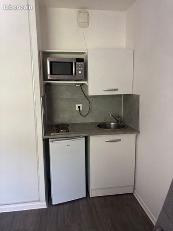 Studio meublé avec place de parking