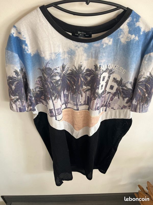 TEE shirt homme imprimé bershka troué taille m (image 1)