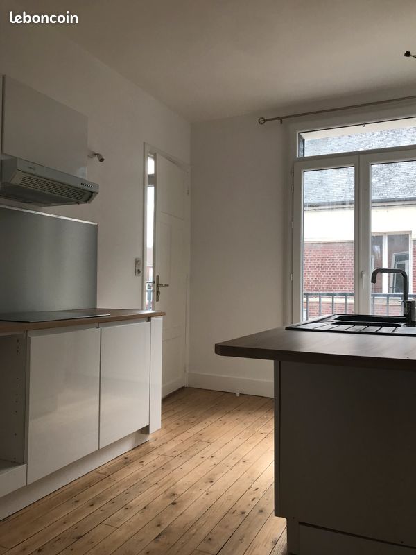 Appartement 4 pièces 80 m² · à Nesle · 80 m² · 850 €/mois
