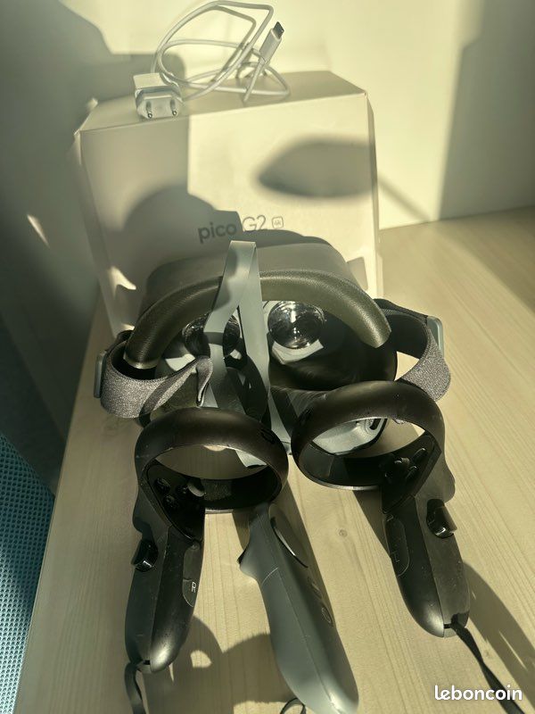 Casque VR Autonome Pico G2 4K –Complet avec accessoires (image 2)