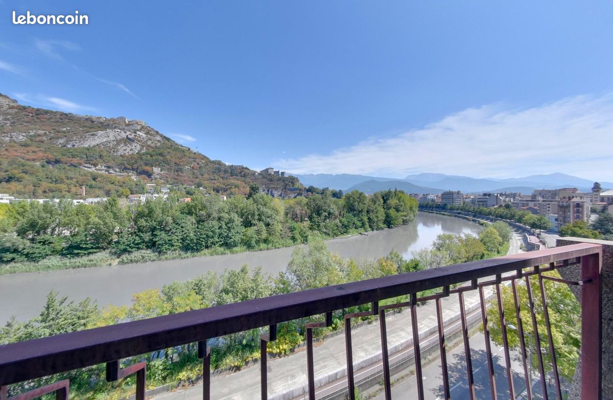 Appartement 3 pièces 76 m² · à Grenoble · 76 m² · 199 000 €