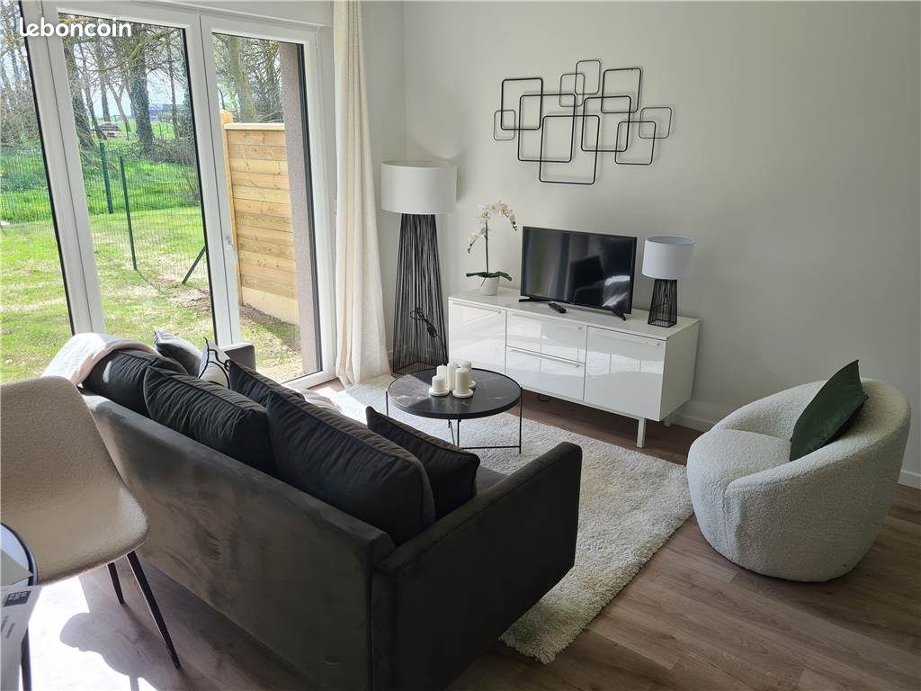 Maison 4 pièces 80 m² · à Carpiquet · 80 m² · 895 €/mois