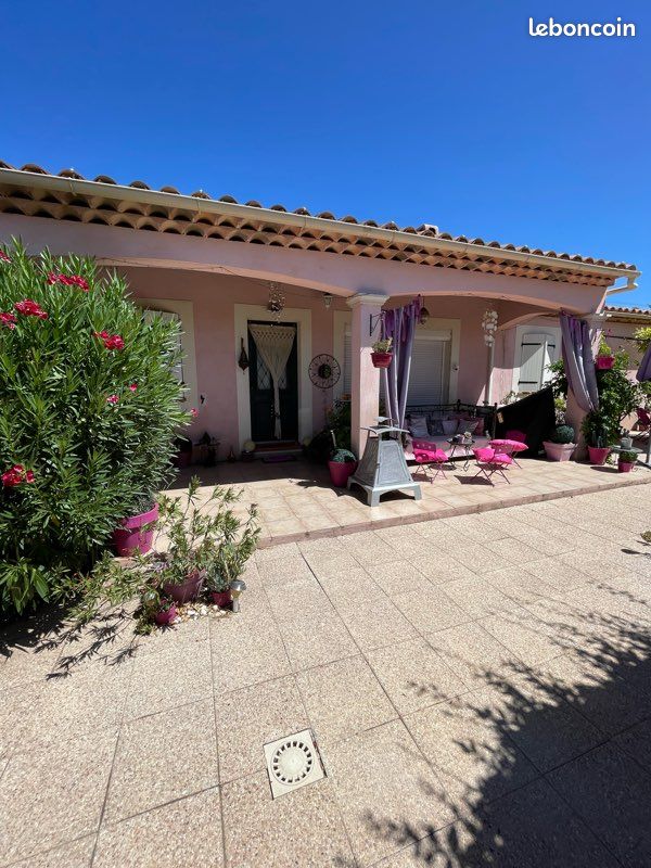 Maison 6 pièces 120 m² · à Saint-Maximin-la-Sainte-Baume · 120 m² · 498 000 €