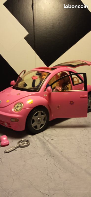Barbie voiture vw coccinelle rose 40 cm (image 1)
