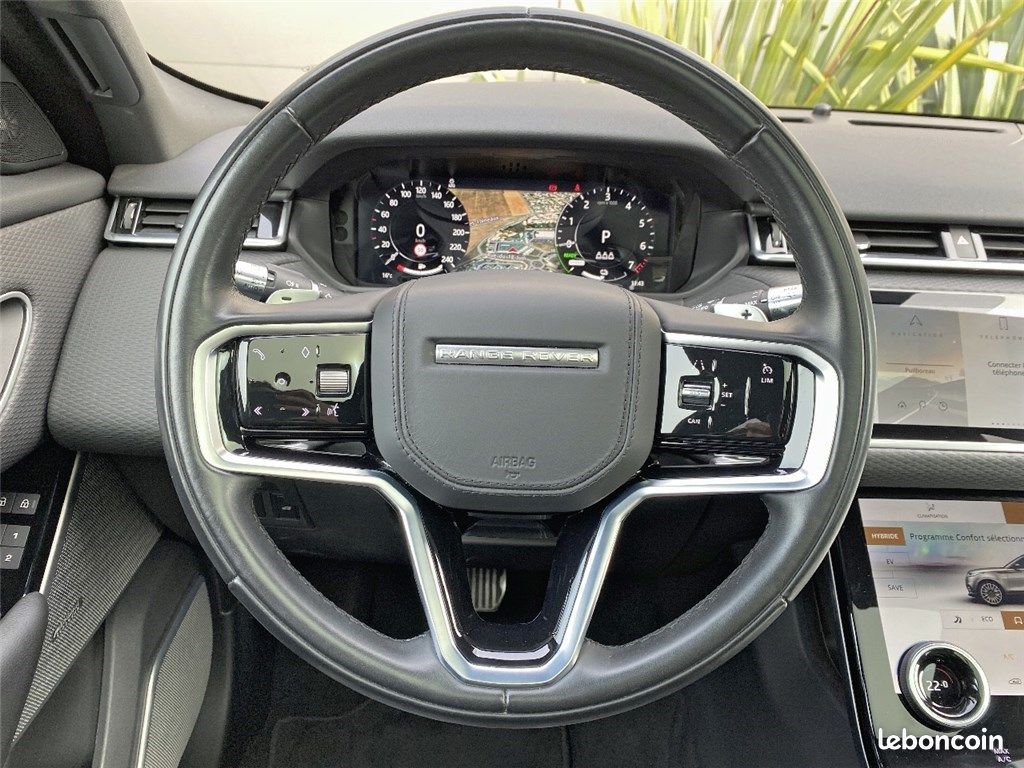 Land Rover Range Rover Velar 2.0L P400E PHEV 404CH SE R-Dynamic (image 17)