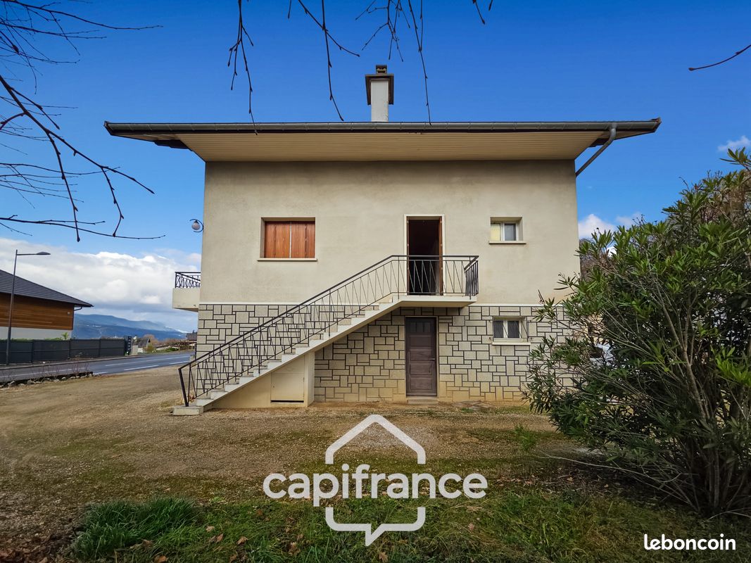 Maison 6 pièces 142 m² · à Drumettaz-Clarafond · 142 m² · 345 000 €