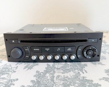 Commande Autoradio D'occasion Pour CITROEN C3 I Phase 2 (moteur 1.4 HDi 70ch) - Réf 9641796480