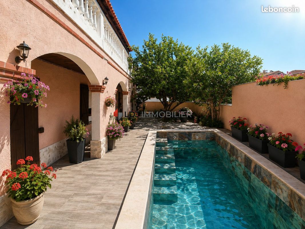 Maison 4 pièces 155 m² · à Perpignan · 155 m² · 328 000 €