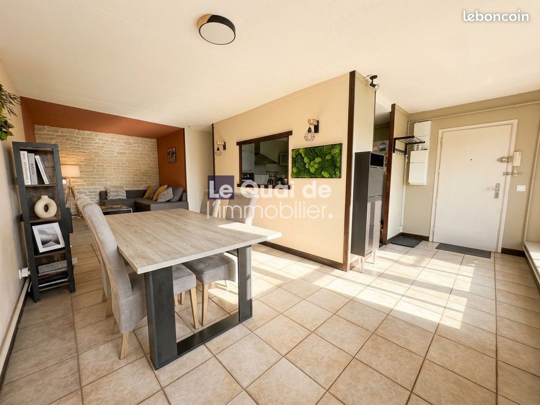 Appartement 3 pièces 67 m² · à Grenoble · 67 m² · 72 000 €