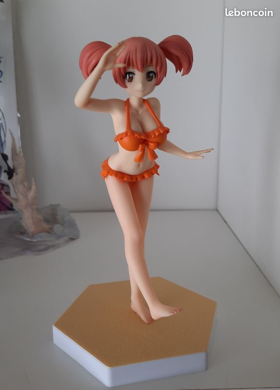 Figurine Hataraku Maou-sama - Sasaki Chiho - Beach Queens - 1/10 (Wave) (image 3)