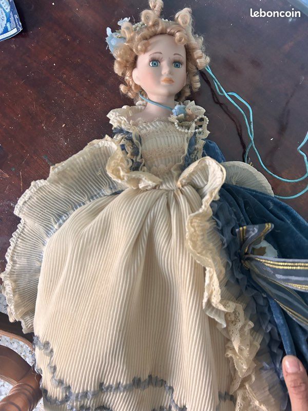 ANCIENNE POUPÉE EN Porcelaine EUR 19,90 - PicClick FR