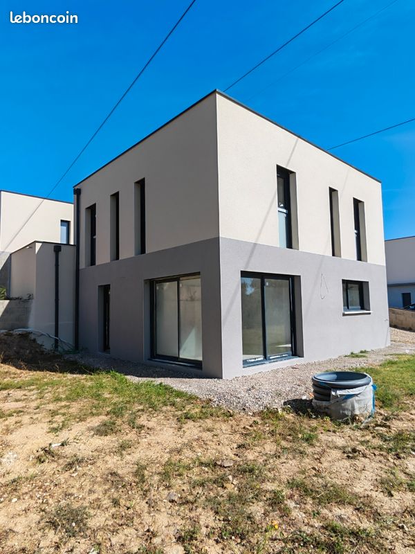 Maison 4 pièces 115 m² · à Givors · 115 m² · 345 000 €