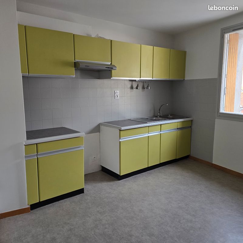 Appartement 1 pièce 40 m² · à Tarascon-sur-Ariège · 40 m² · 445 €/mois