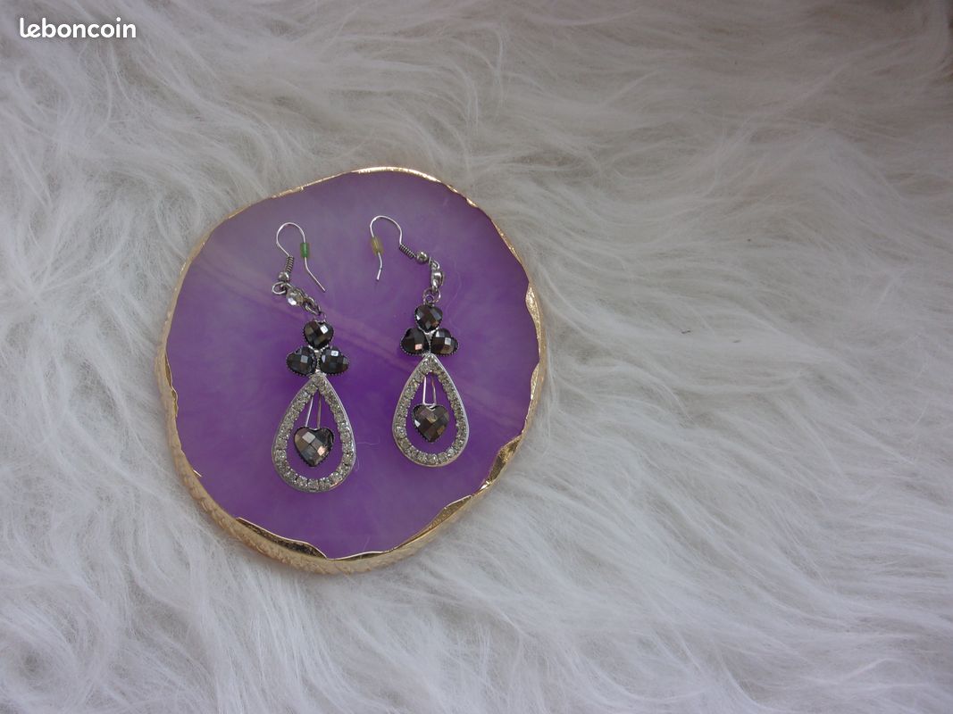 Vintage Boucles d'Oreilles strass blans, gris (image 1)