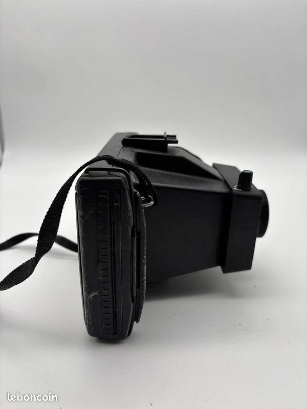 Polaroid: EE 33 Price Guide: estimate a camera value