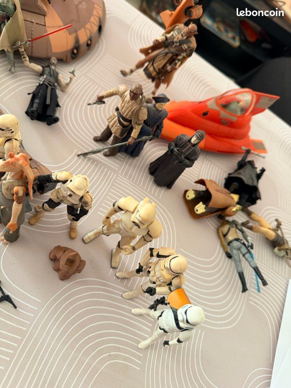 Lot De 9 Figurines Vintage Star Wars + Vaisseaux - Occasion - Pour Collectionneurs