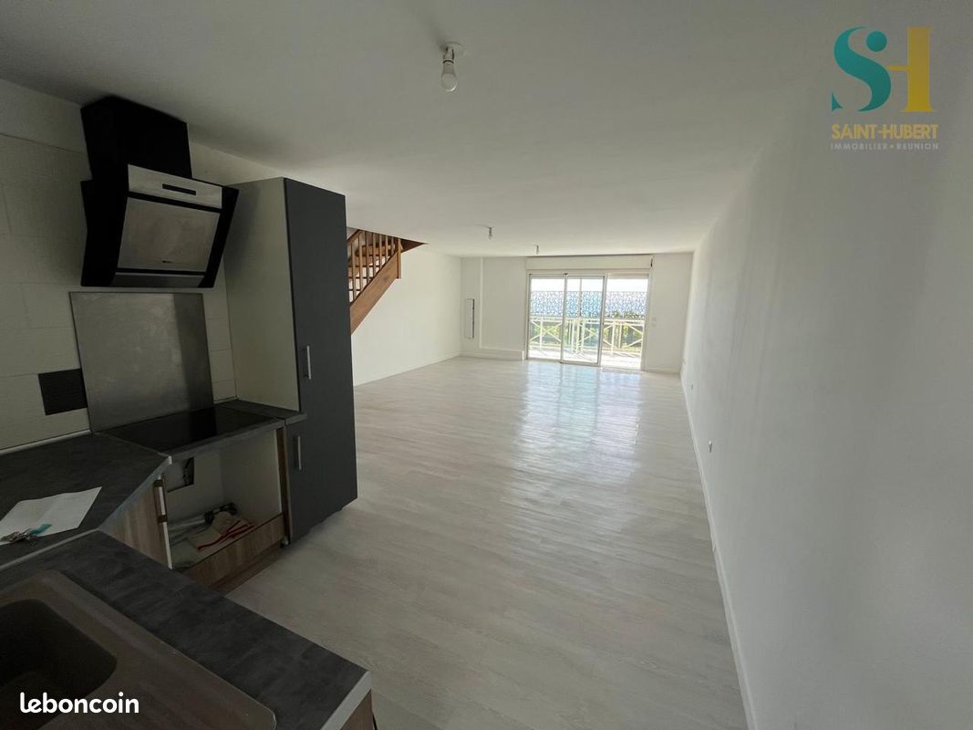 Appartement 4 pièces 85 m² · à Saint-Benoît · 85 m² · 790 €/mois