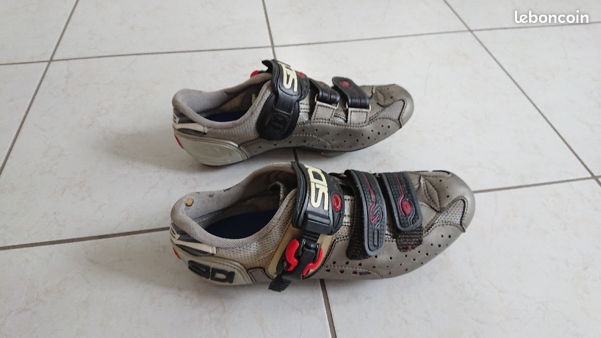 Paire chaussures route Sidi 42 (image 3)