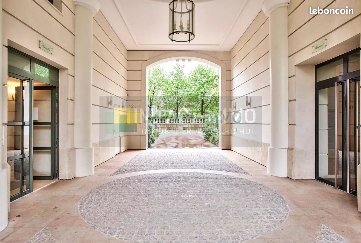 Appartement 1 pièce 30 m² · à Puteaux · 30 m² · 270 000 €