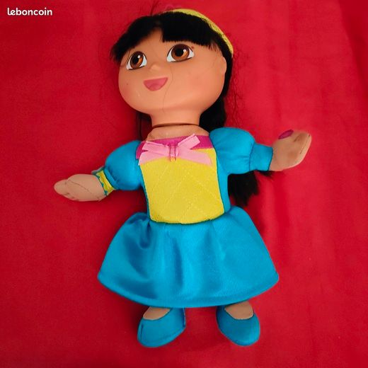 Poupée Dora l'Exploratrice (image 2)