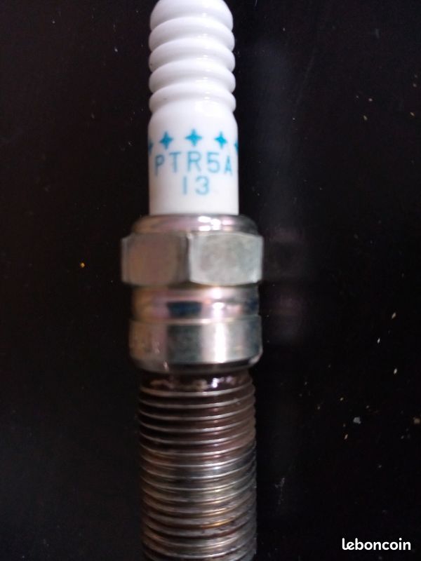 NGK TR6AP-13 (5809) Spark Plug - Zündkerze - Bougie D'allumage