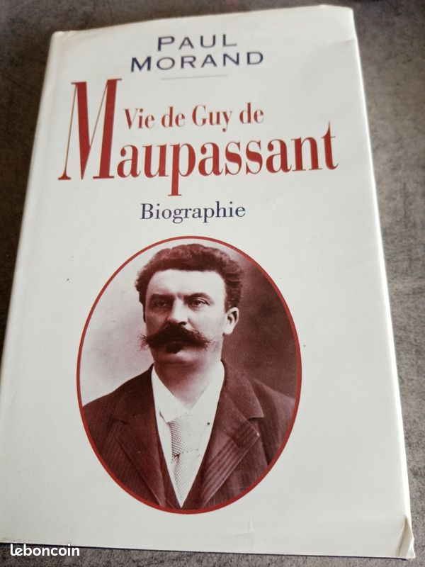 Livre biographique (image 1)