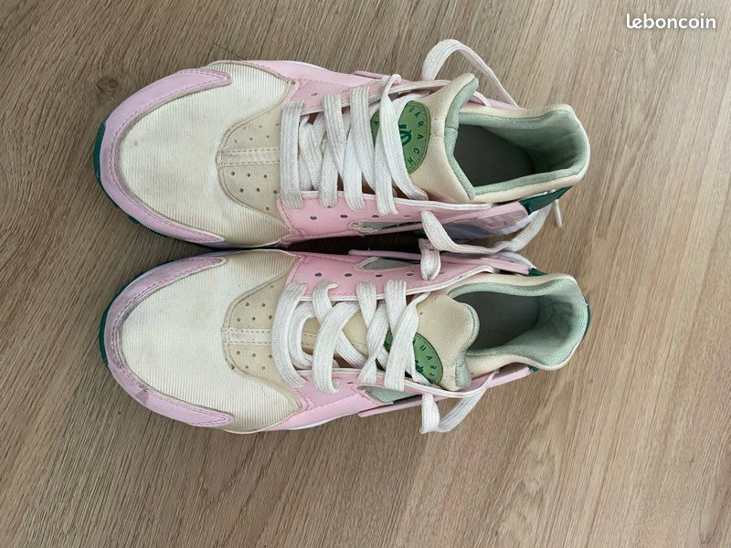 Baskets fille Nike Huarache 36 Chaussures