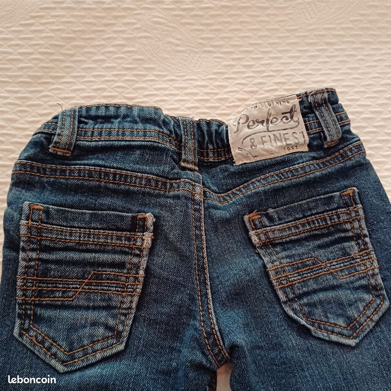Pantalon garçon 3ans (image 2)