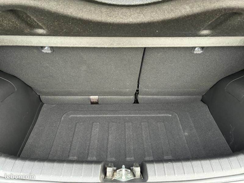 Kia Picanto 1.2 DPi 84ch X Line (image 12)