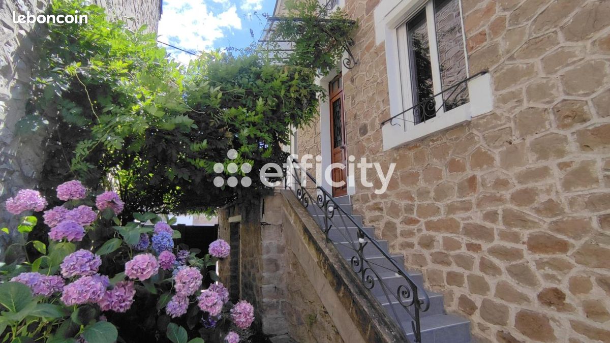 Maison 7 pièces 135 m² · à Brive-la-Gaillarde · 135 m² · 298 000 €