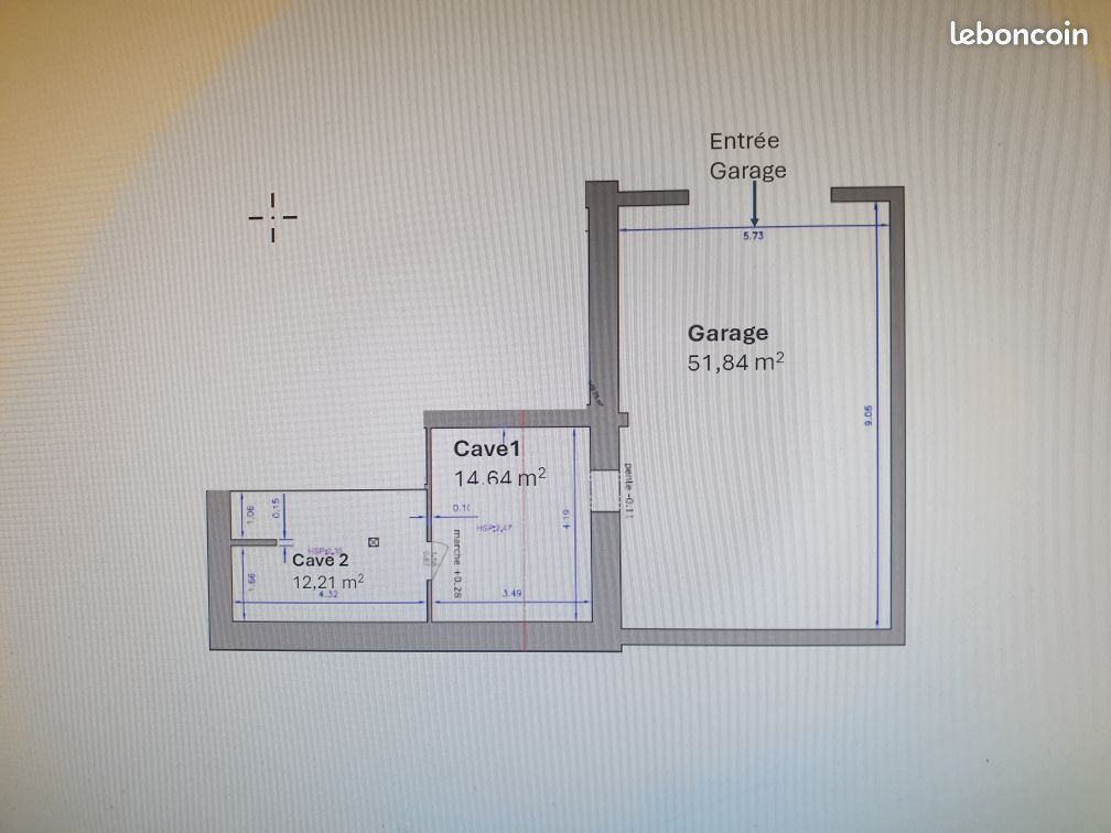 A Louer Garage 52 m2 + 2 caves Roche Lez Beaupré centre · à Roche-lez-Beaupré · 230 €