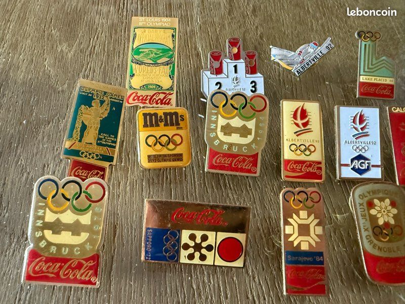 PIN'S JEUX OLYMPIQUES ALBERTVILLE 92 - CLOTURE 23 FEVRIER 1992 - METAL