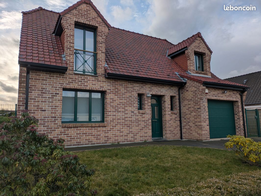 Maison 5 pièces 109 m² · à Hénin-Beaumont · 109 m² · 315 000 €