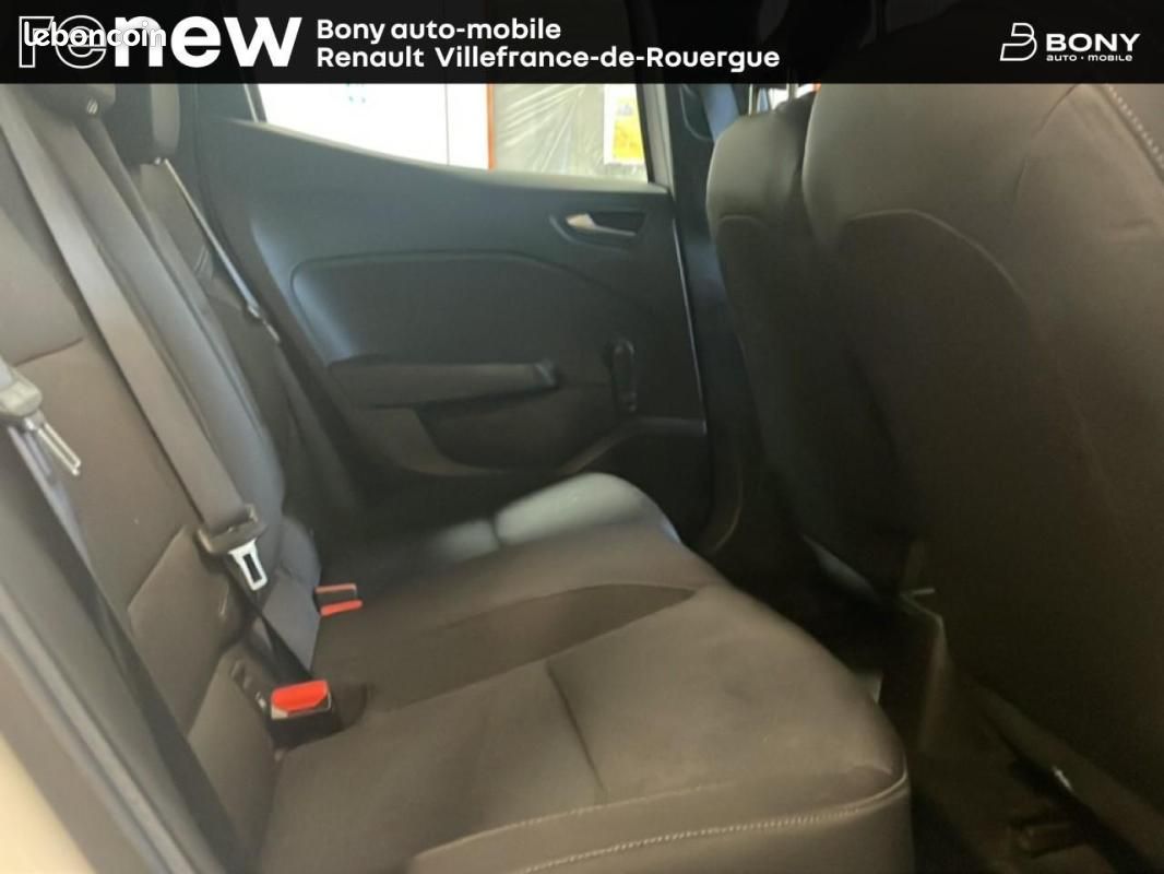 Renault Clio V TCe 90 Equilibre (image 11)