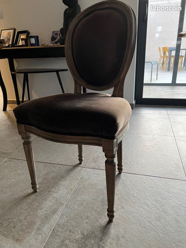 Chaises Louis (image 2)