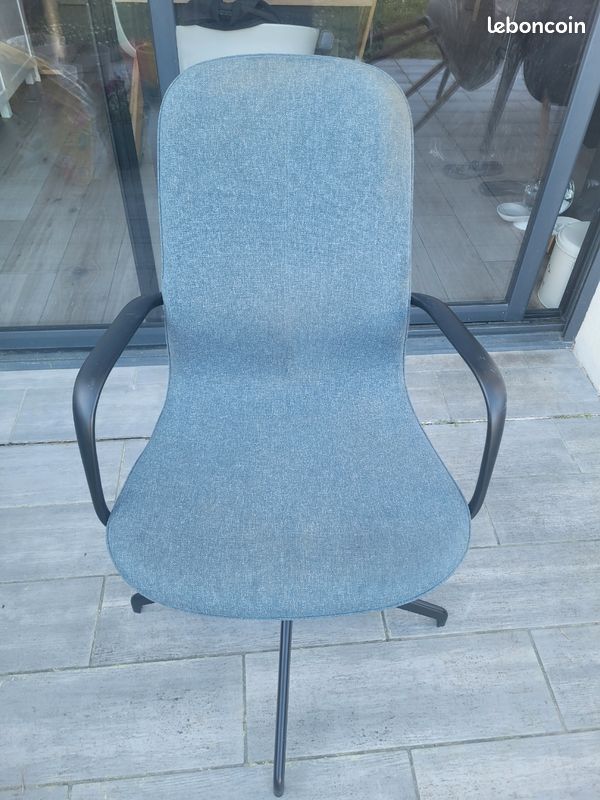 Chaise de bureau pivotante Ikea Langfjall (image 1)