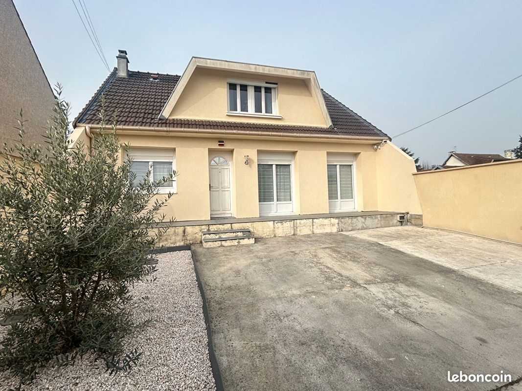 Maison 5 pièces 122 m² · à Villeparisis · 122 m² · 390 000 €