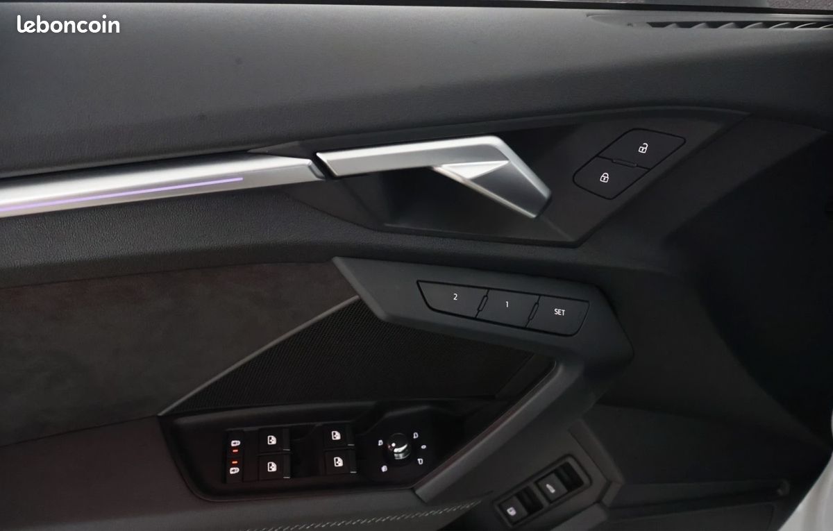 Audi A3 45TFsie S Line 245ch - ACC - Sièges chauffants - Carplay - Caméra de recul - Mémoire (image 11)
