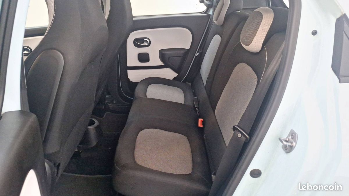 Renault twingo iii sce 65 equilibre (image 13)