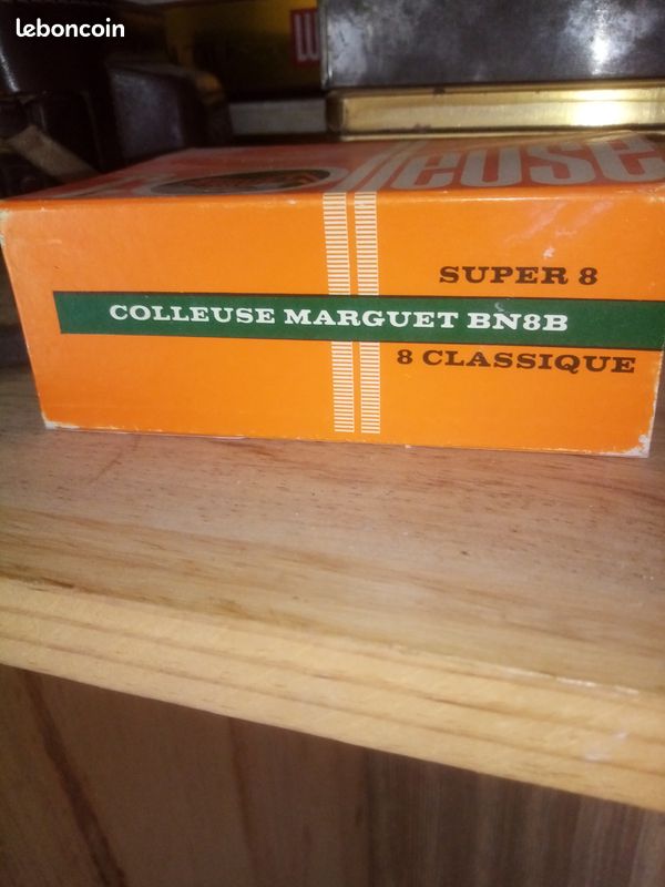 Matériels vintages de film super 8mm CAMERA CHINON 672, PROJECTEUR MAGNON ECRAN MOBILE, ETC (image 9)