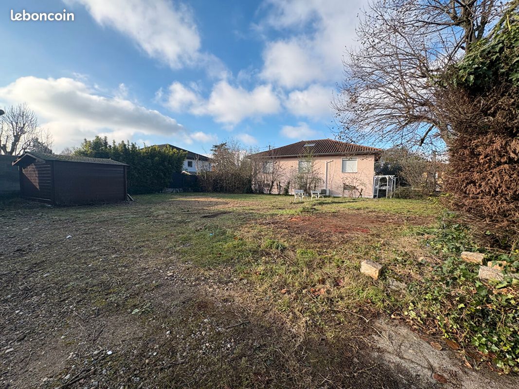 Maison a louer meyzieu - 4 pièce(s) - 90 m2 - Surfyn