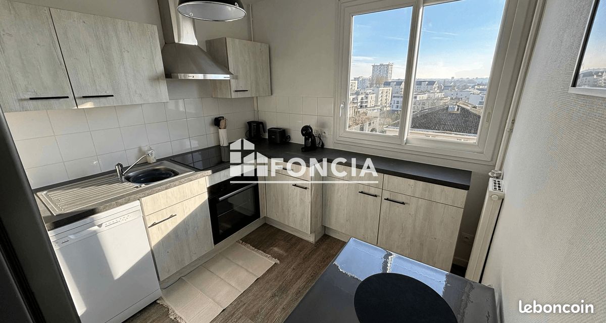 1 pièce 10 m² · à La Riche · 10 m² · 430 €/mois