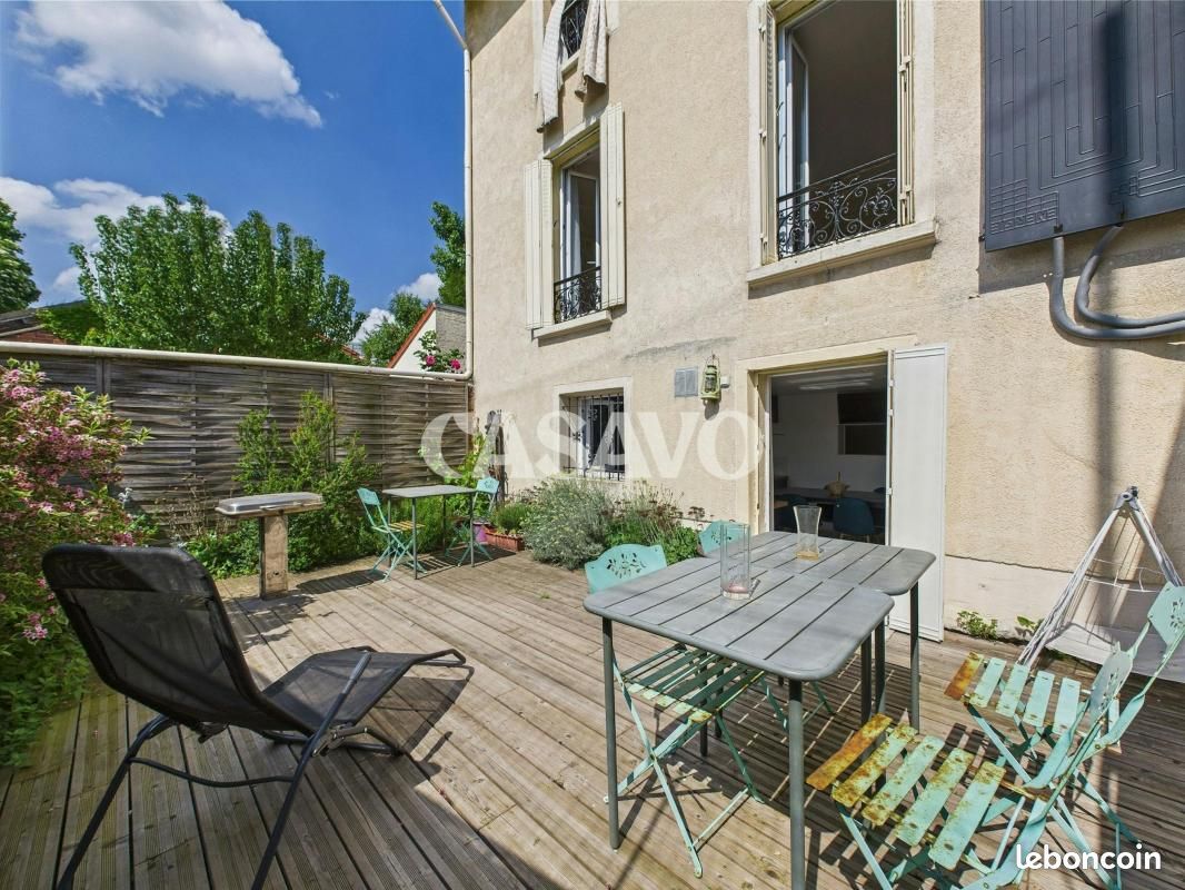 Maison 6 pièces 152 m² · à Ivry-sur-Seine · 152 m² · 665 000 €