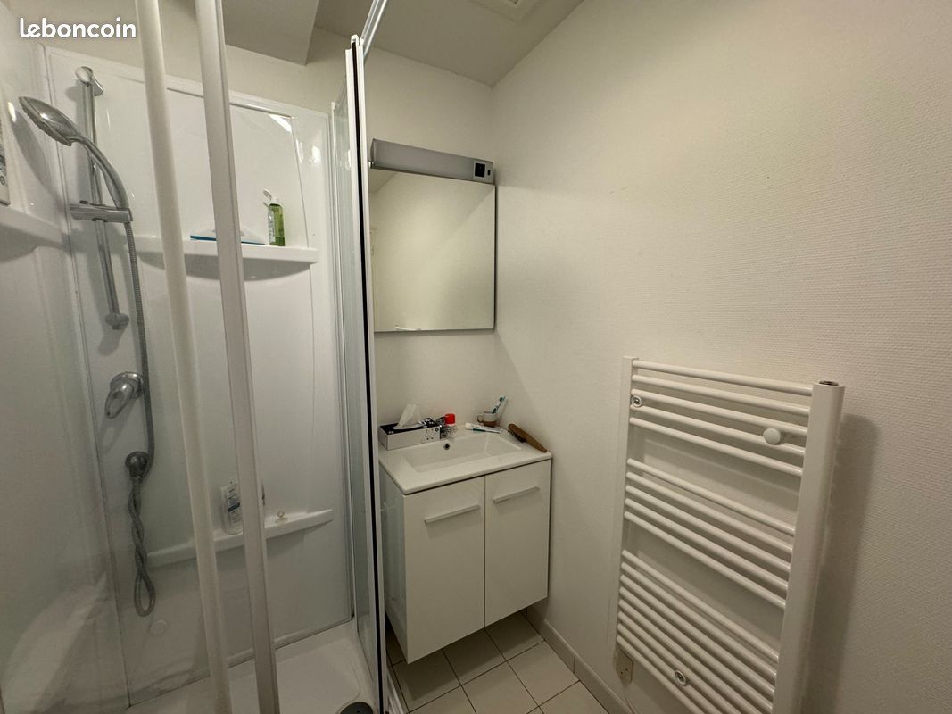 Studio 1 pièce 21 m² - Poitiers 86000 (image principale 1)