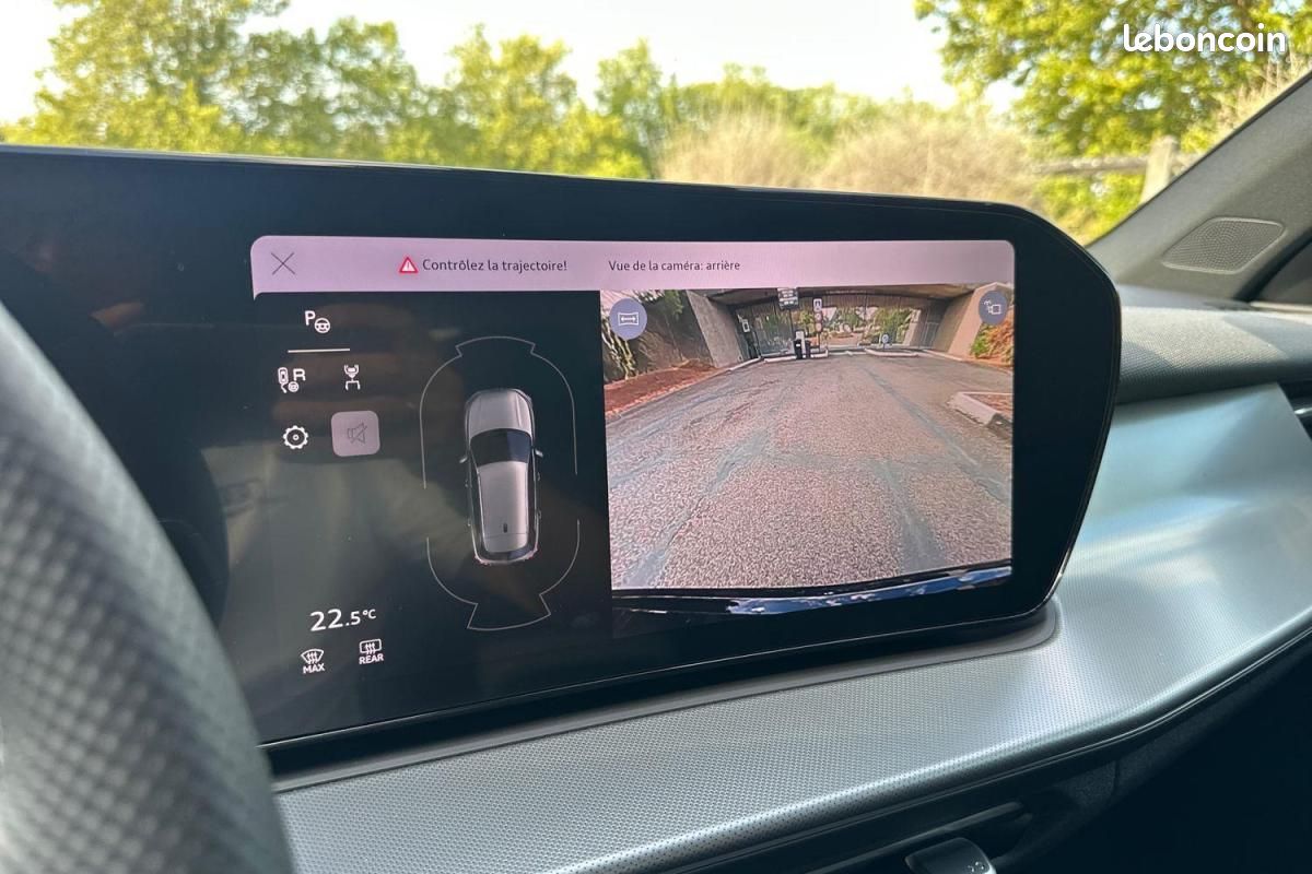 Audi Q3 E HYBRID 272 CH S tronic 6 (image 15)