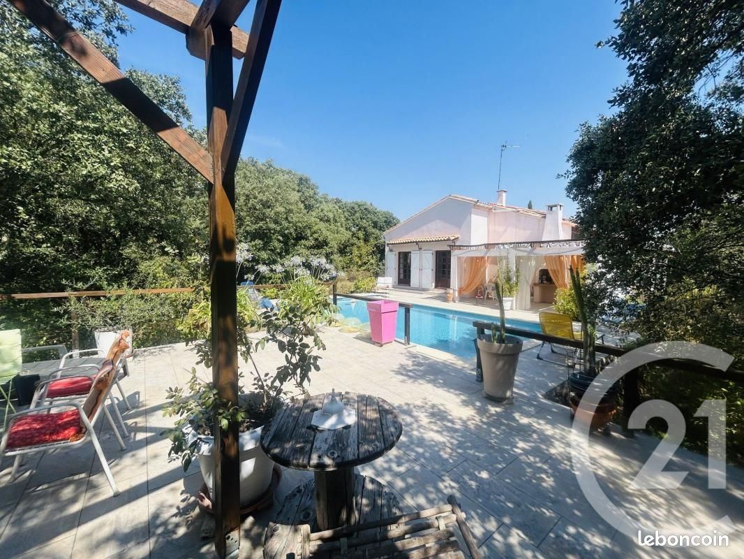 Maison 6 pièces 141 m² · à Boisseron · 141 m² · 480 000 €