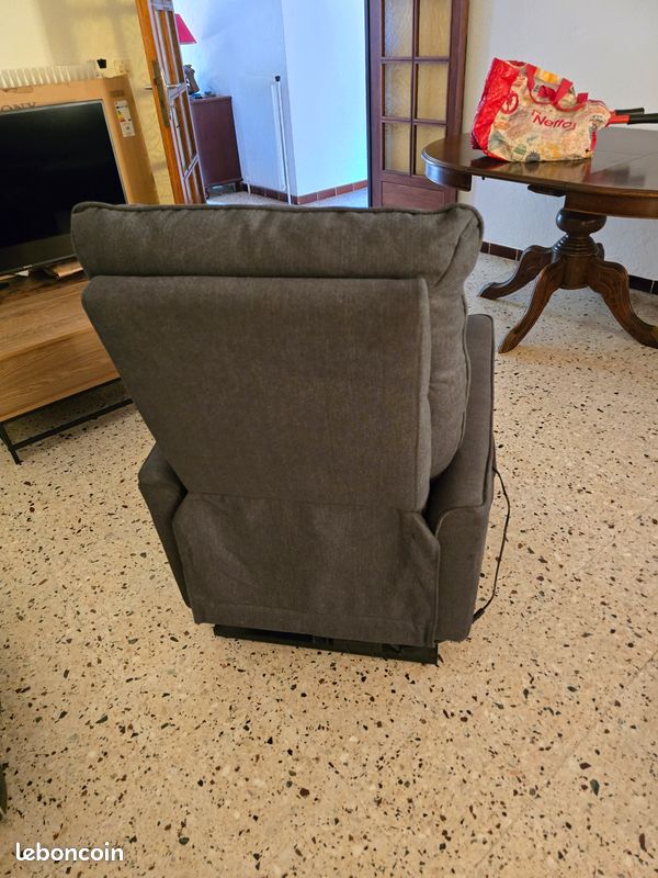 Fauteuil releveur Conforama (image 2)