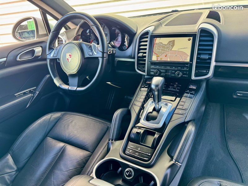 PORSCHE Cayenne 92A 3.0 TDi V6 24V Tiptronic S 240 cv Boîte auto (image 9)